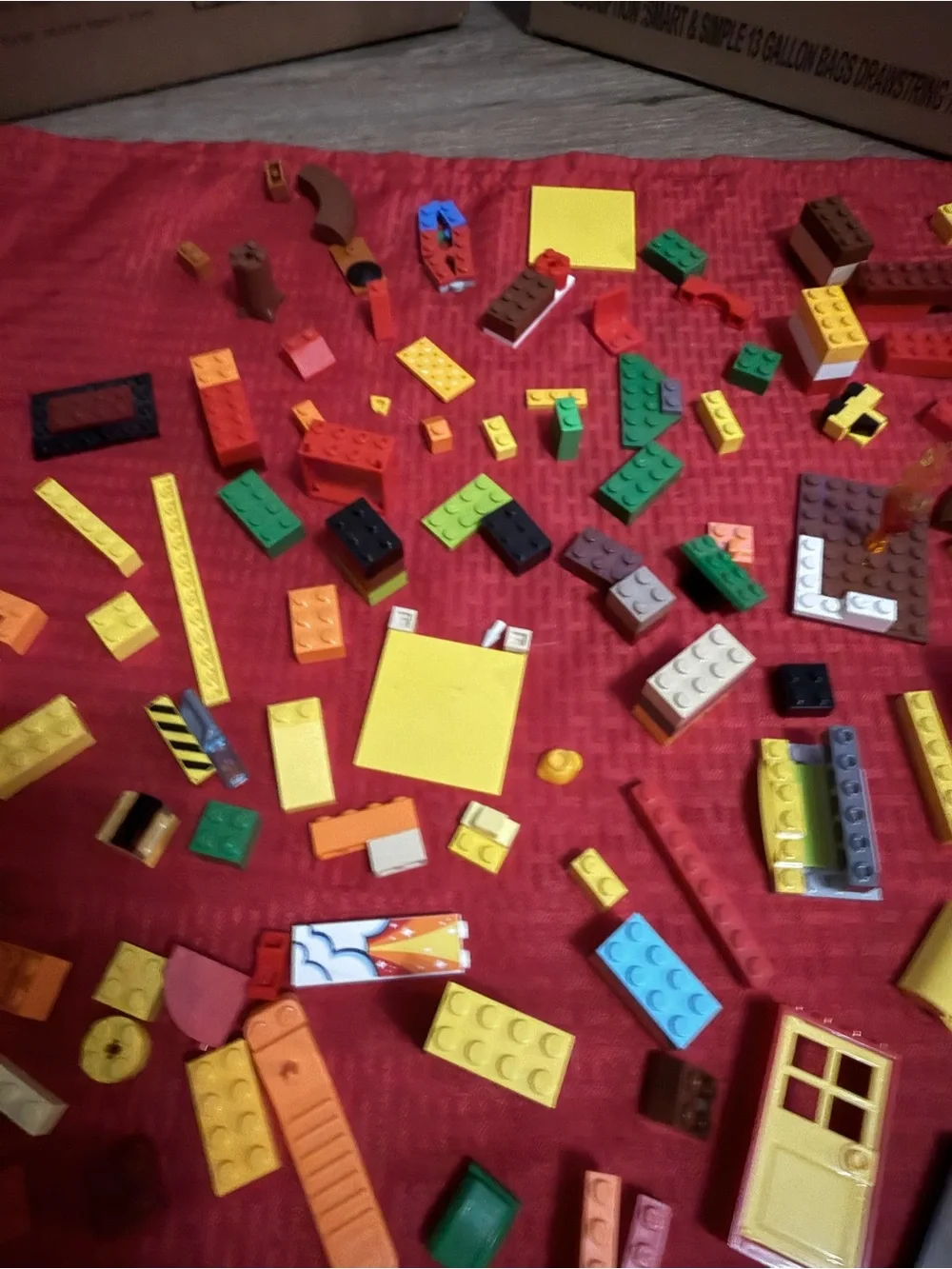 Lego mixed lot and 2 mini figures lot